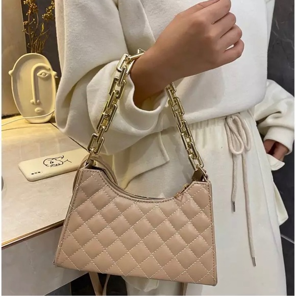 Elegant chain Pu leather shoulder bag - Picture 2 of 2